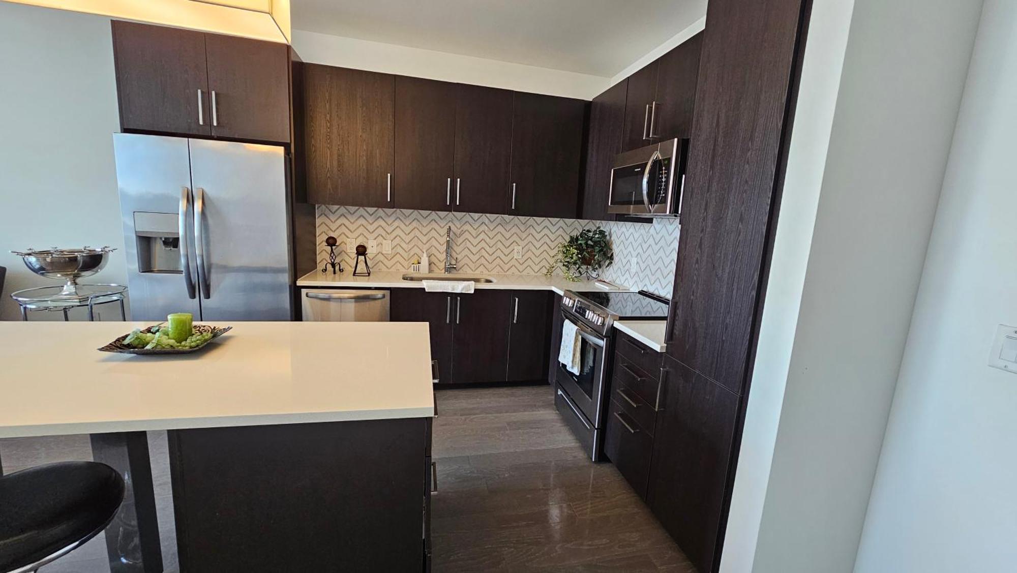 Luxury Highrise In Midtown - Skyline Views And Chic Decor Leilighet Houston Eksteriør bilde